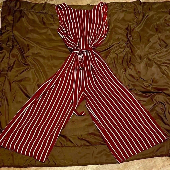 NWT Peppermint Romper - Picture 3 of 3